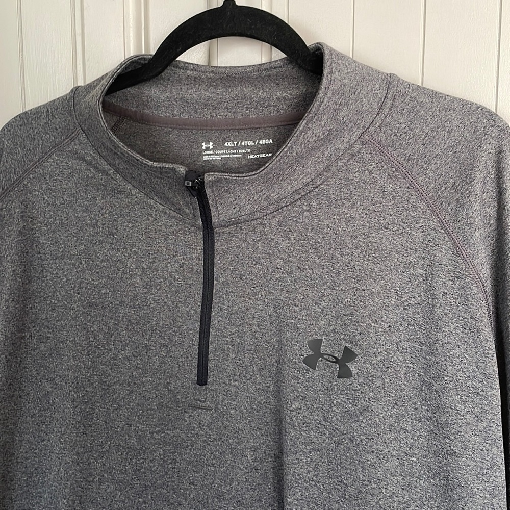 Underarmour Lightweight 1/4 zip! Gray and Black! 4XLT